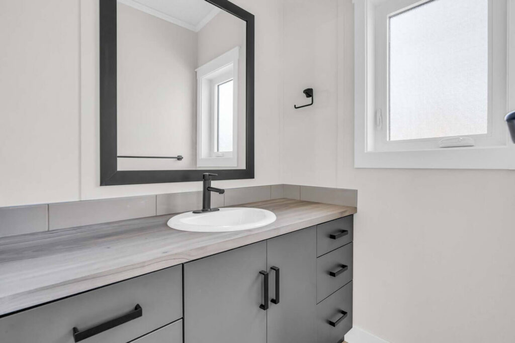Bathroom with attention to detail in every surface